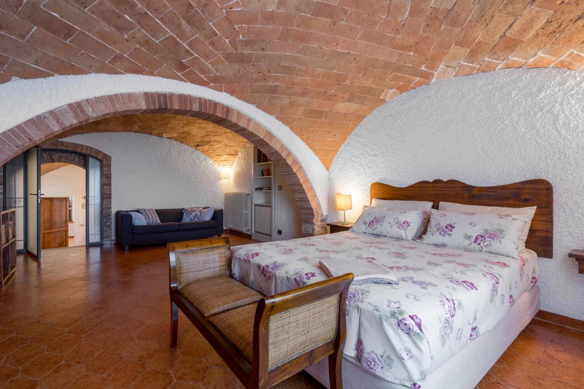 Agriturismo Agresto Apartments, Pool, Siena Hills Casole d'Elsa Bagian luar foto