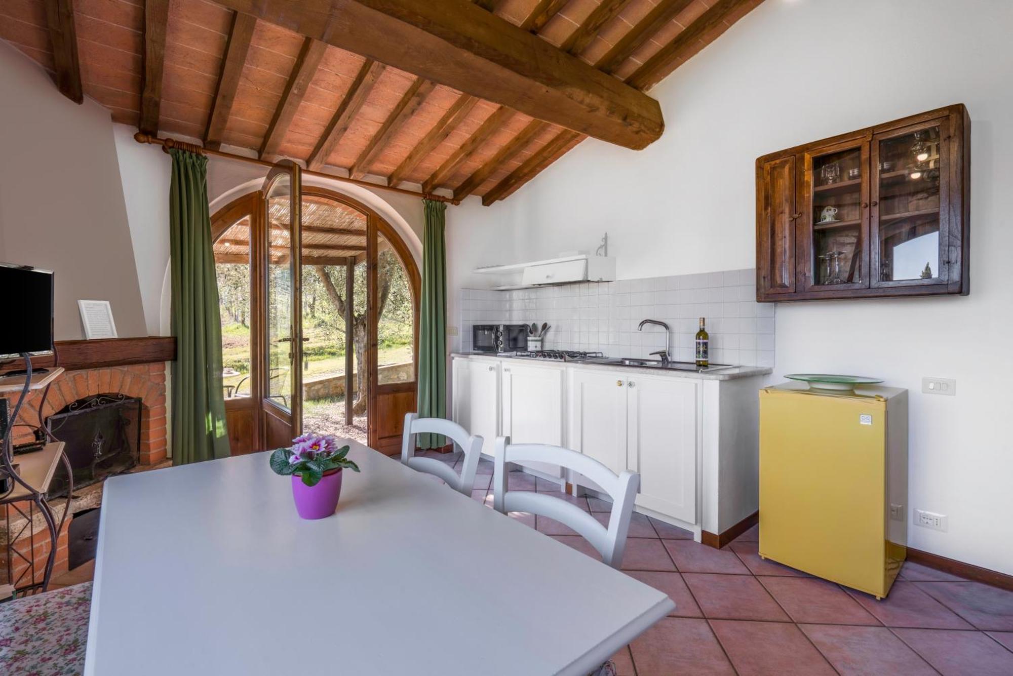 Agriturismo Agresto Apartments, Pool, Siena Hills Casole d'Elsa Bagian luar foto